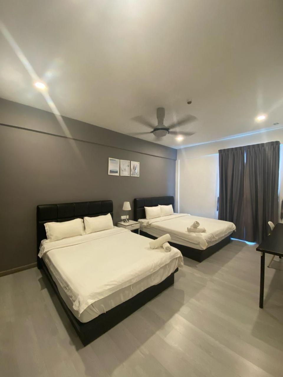 Havona Hotel - Taman Tropika Kulai Extérieur photo