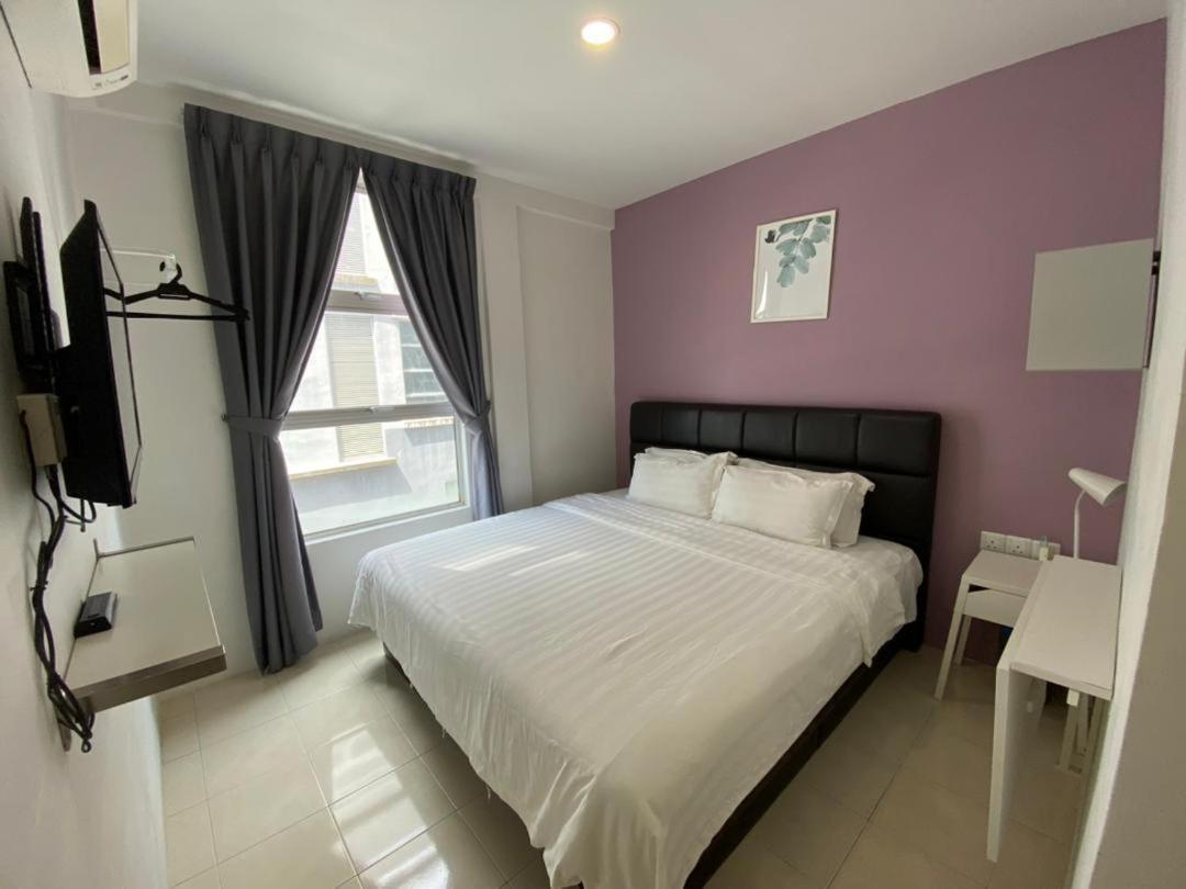 Havona Hotel - Taman Tropika Kulai Extérieur photo