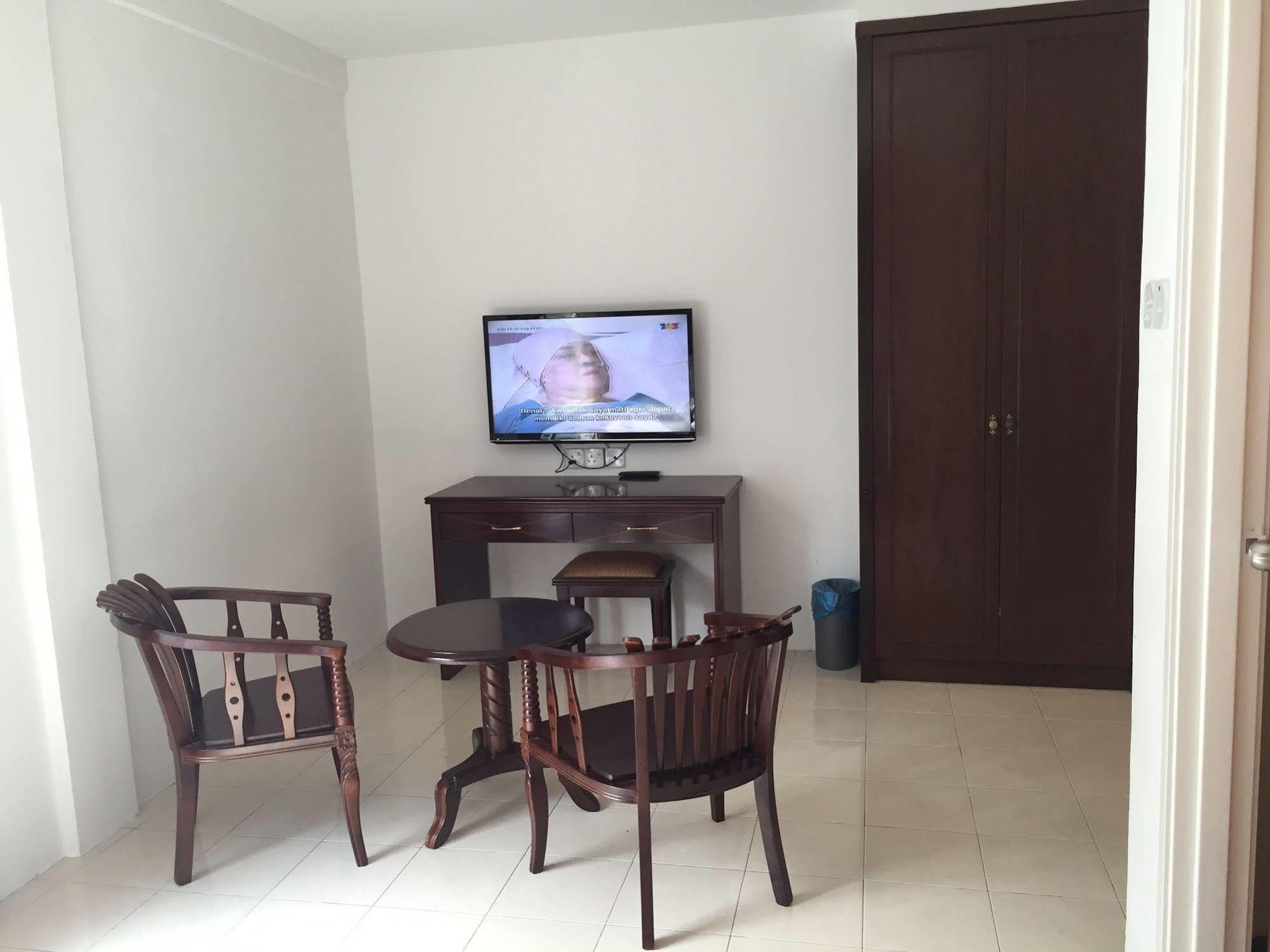 Havona Hotel - Taman Tropika Kulai Extérieur photo